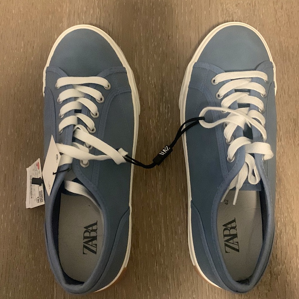 NEW Zara Men’s Shoes - US SIZE 9 - Light Blue - With Tags
